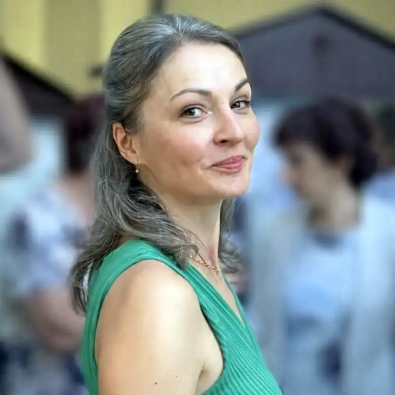 Temesvári Ildikó - Hangtálterápiás konzulens